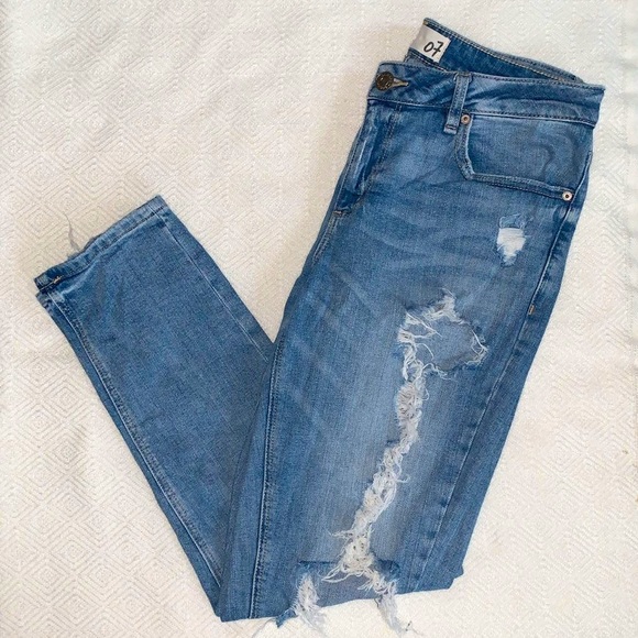distressed light wash mom jeans - Picture 1 of 1